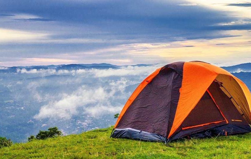  Important Stuffs You Must Have When Camping