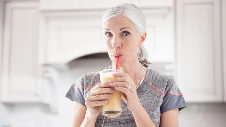 Making Collagen Supplements Work for Women Over 50 Like a Magic Fountain