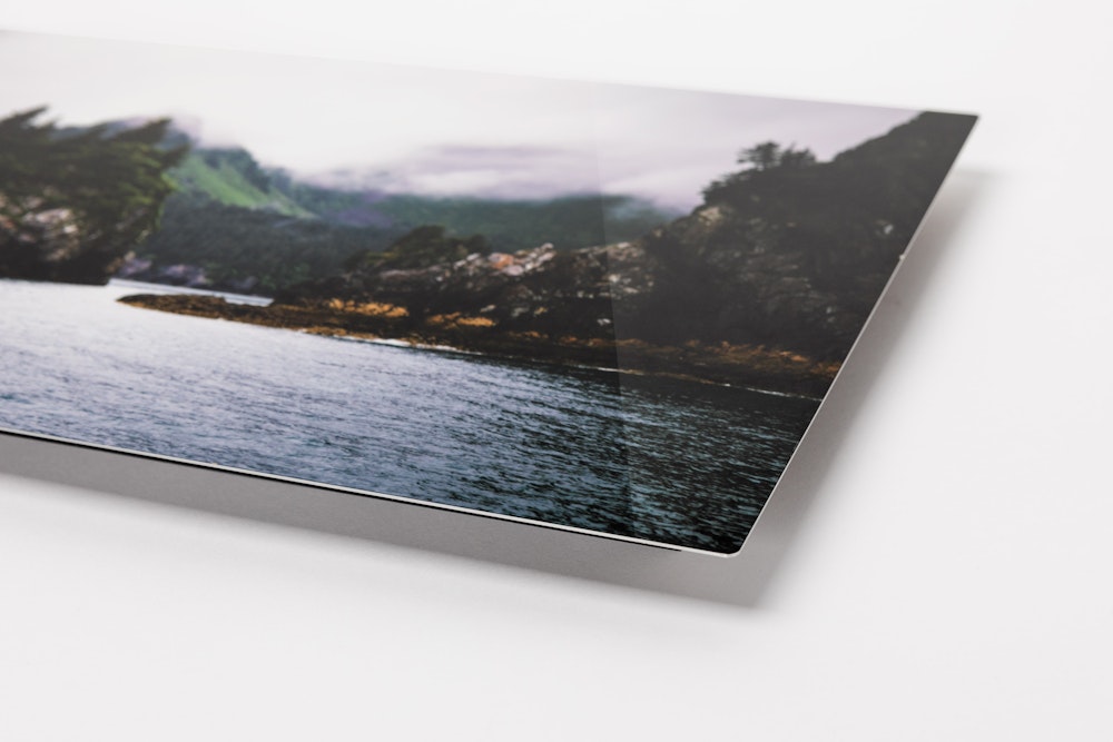 From Photos to Art: Turning Your Favorite Images into Stunning Canvas Prints