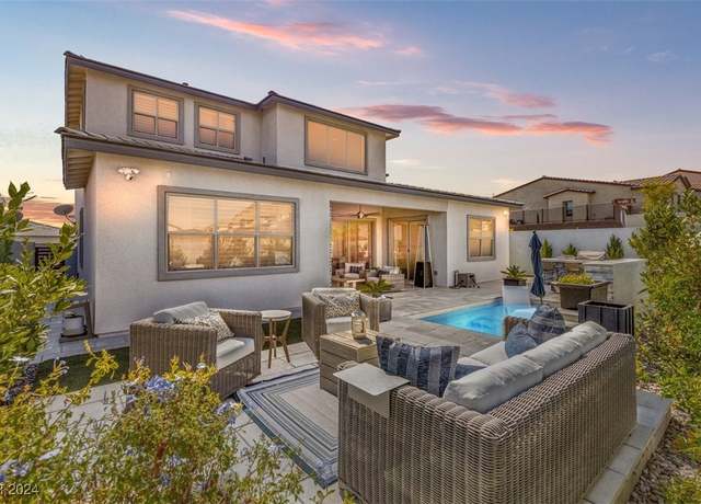 Discover the Charm of Summerlin West: A Desert Oasis for Modern Living